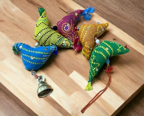 Mango Gifts Five Fat Chicks Bell Totem Prosperity Hens
