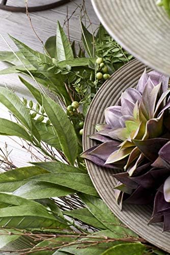 KK Interiors 30 Inch Green Berry Willow Leaves Wreath