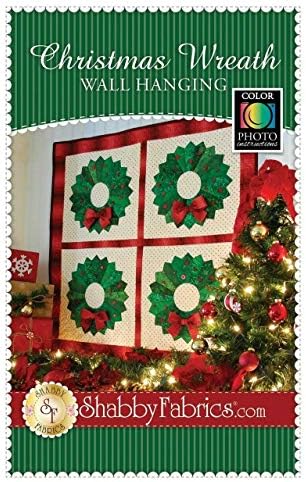 Christmas Wreath Wall Hanging Pattern by Jennifer Bosworth