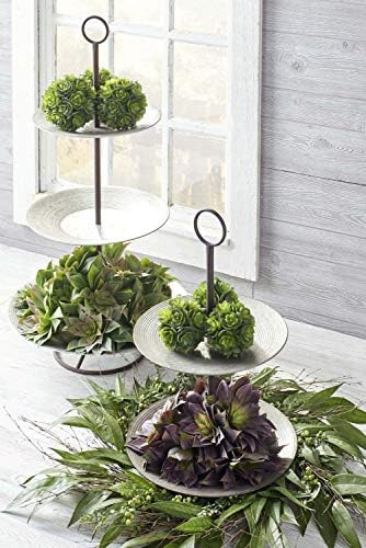 KK Interiors 30 Inch Green Berry Willow Leaves Wreath