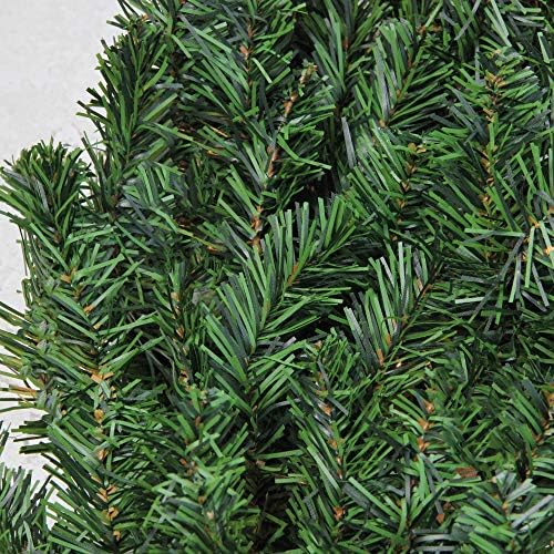 Northlight Canadian Pine Artificial Wreath 60 Inch Unlit