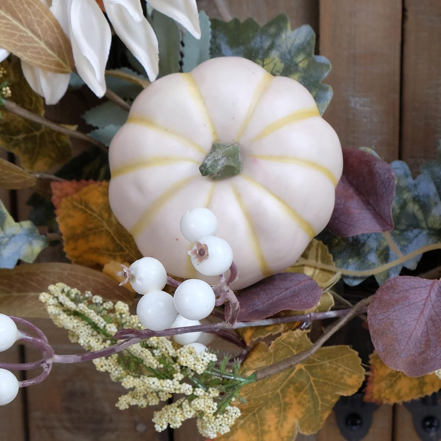 Idyllic 20 Inch White Sunflower Pumpkin Fall Wreath