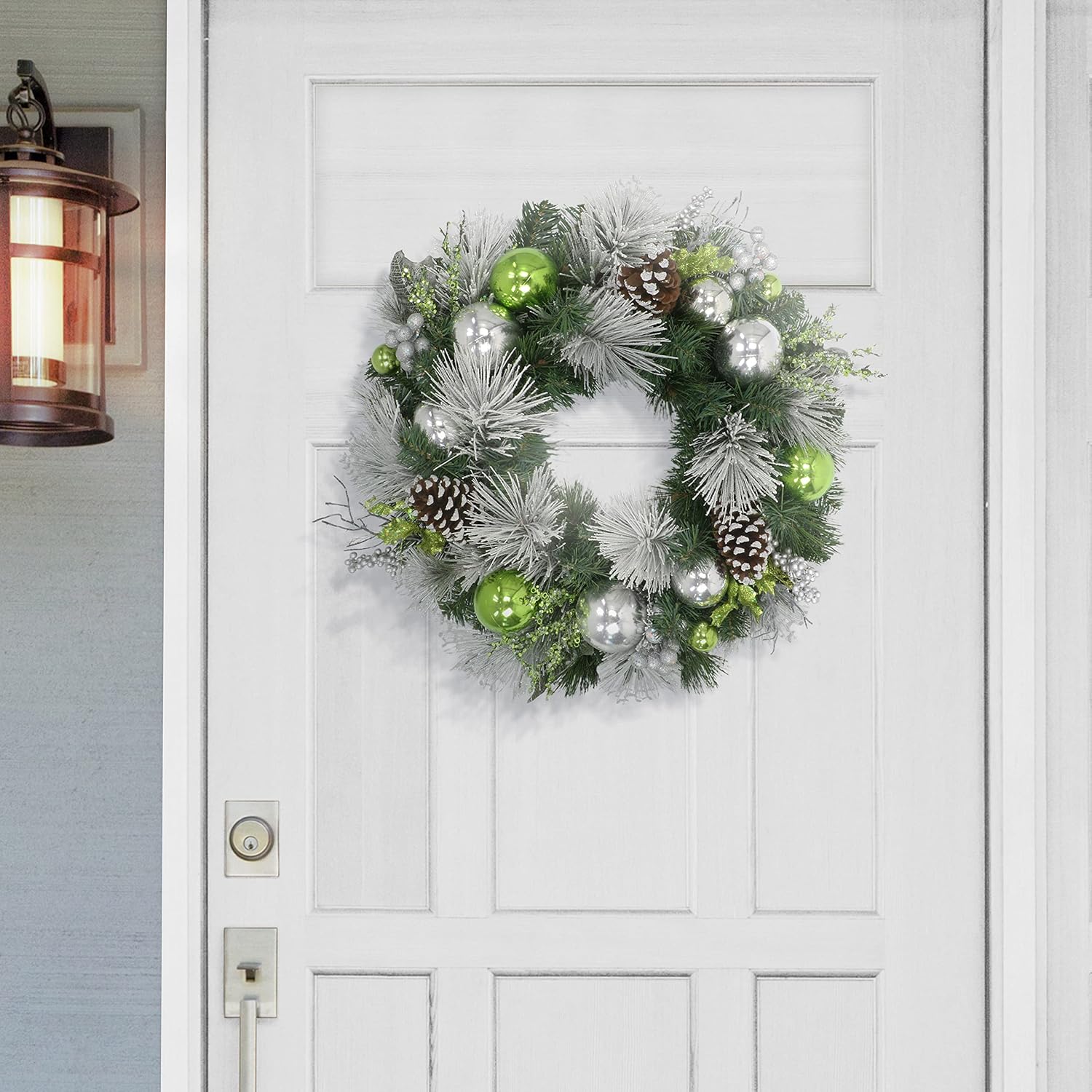 24 Inch Artificial Christmas Wreath with Green and Silver Decor