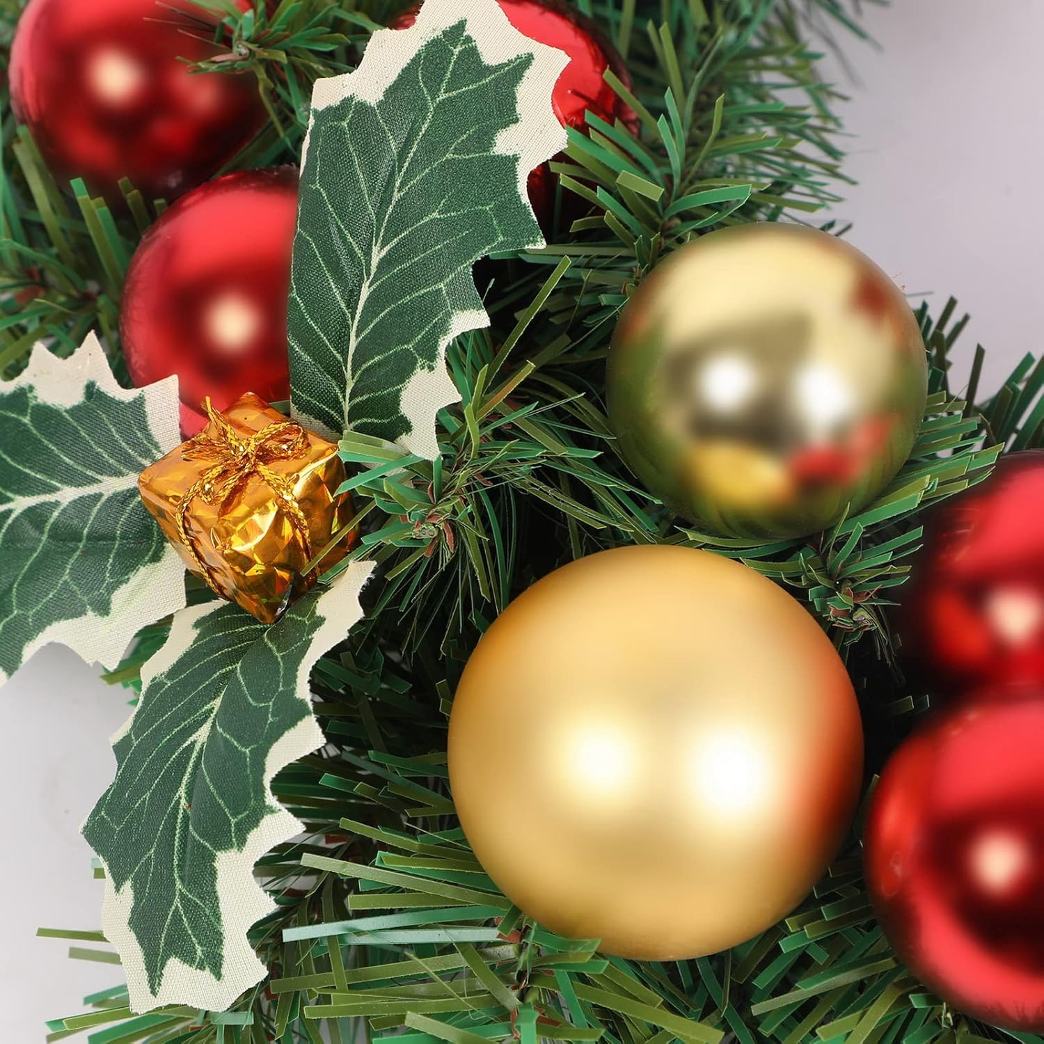 LASPERAL 17 Inch Artificial Christmas Door Wreath